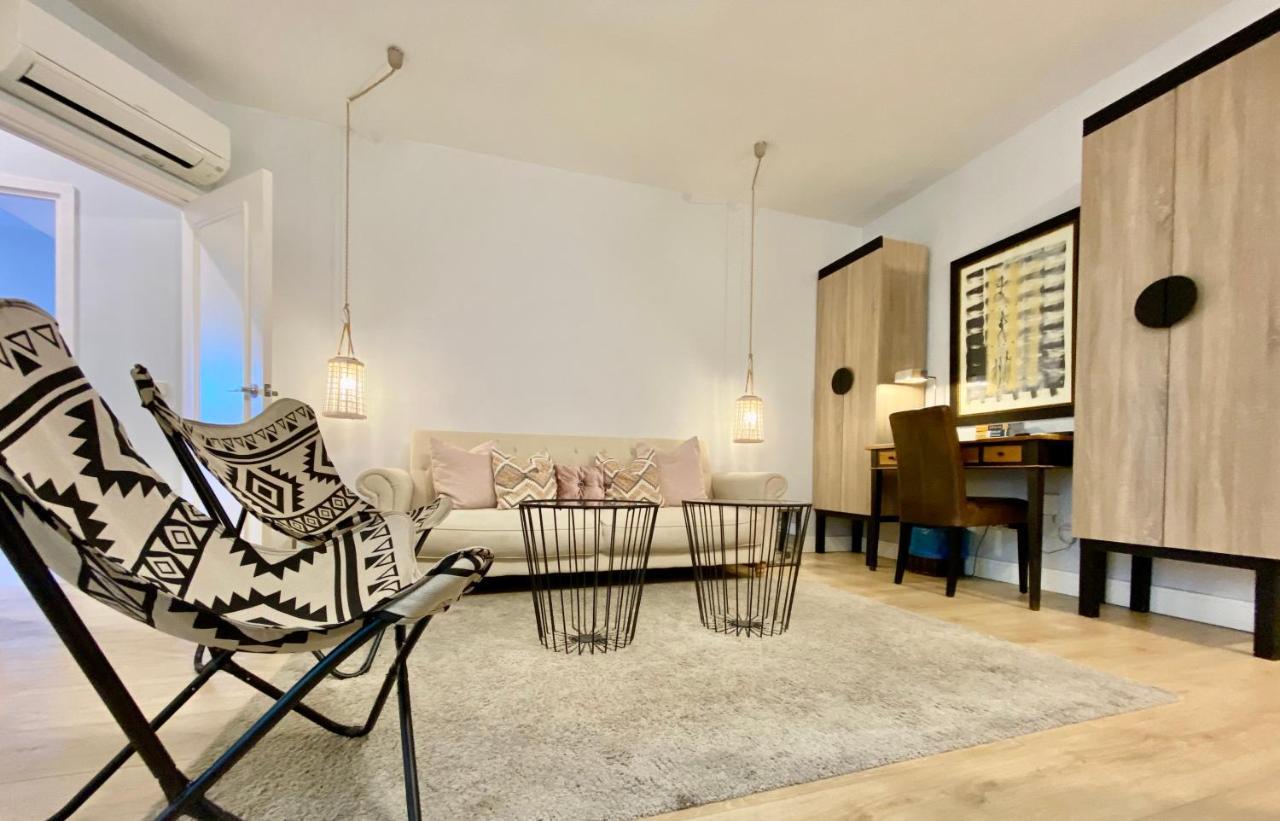Charming La Casa De La Castellana Apartman Madrid Kültér fotó