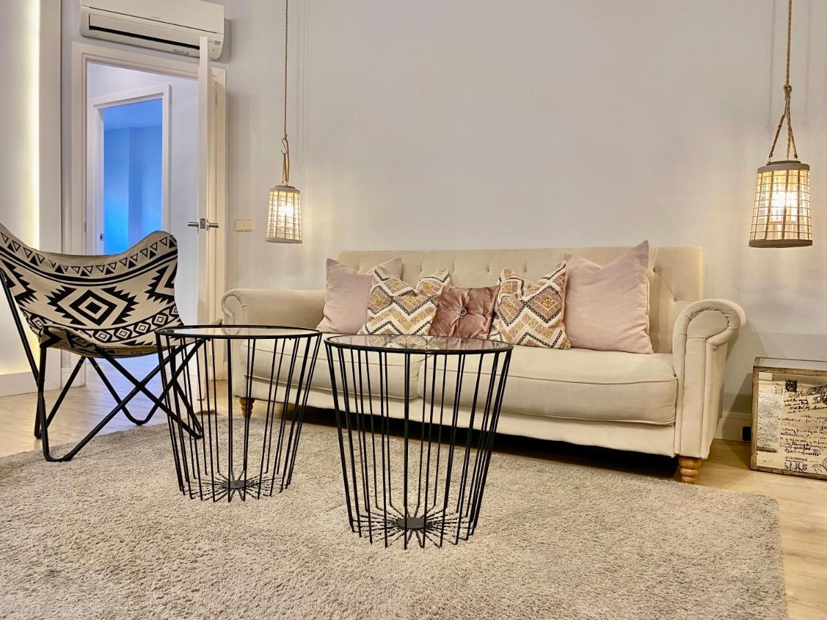 Charming La Casa De La Castellana Apartman Madrid Kültér fotó